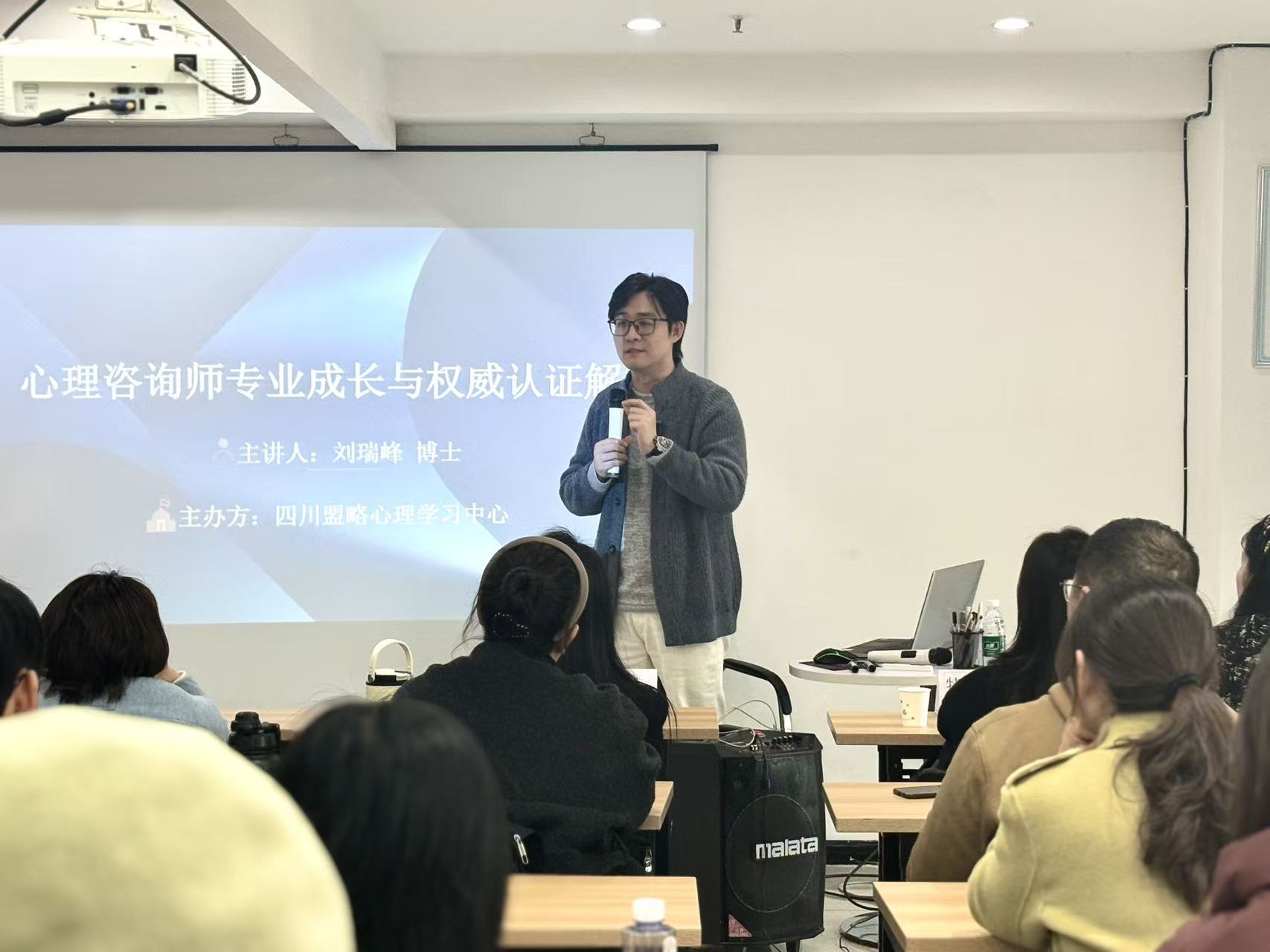 4b50c116a50ce8540c494d7e8013e56c.jpg 4b50c116a50ce8540c494d7e8013e56c.jpg