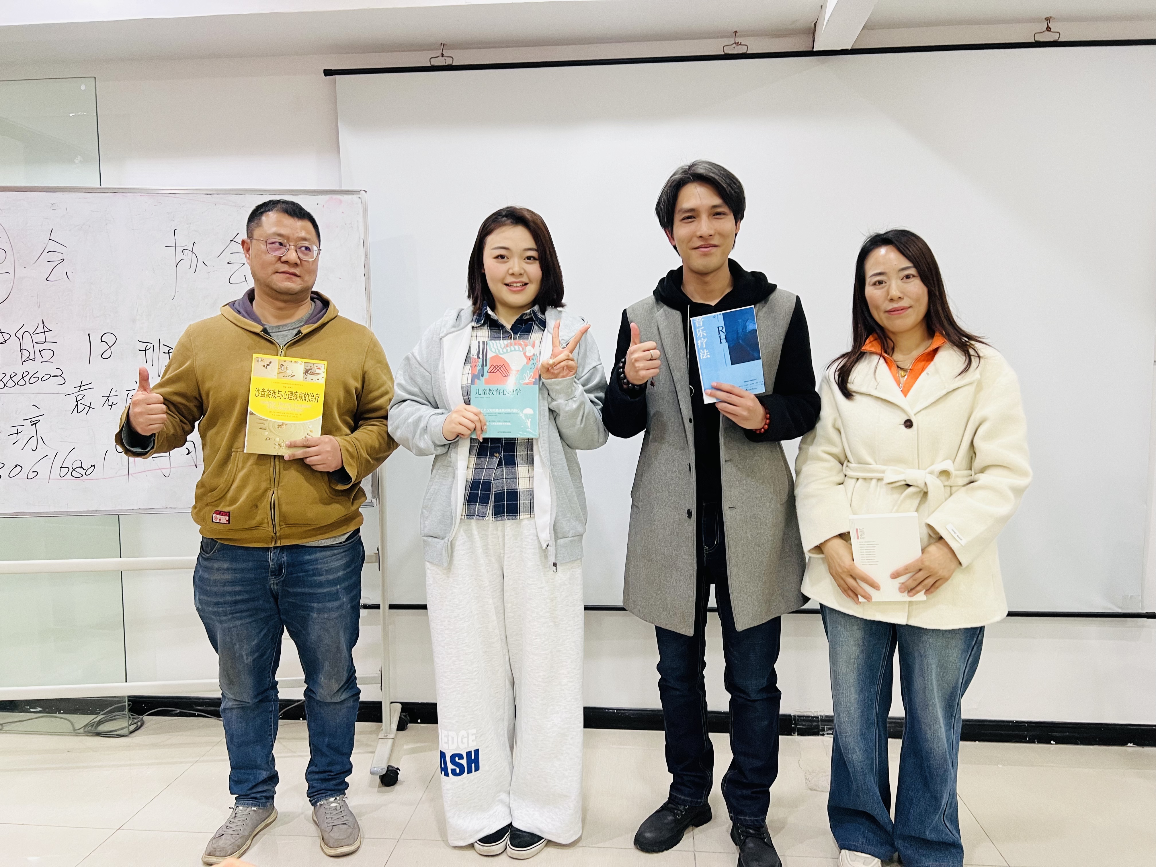 1823ba56c7573a4acedc14bcb61aaeb8.jpg 1823ba56c7573a4acedc14bcb61aaeb8.jpg